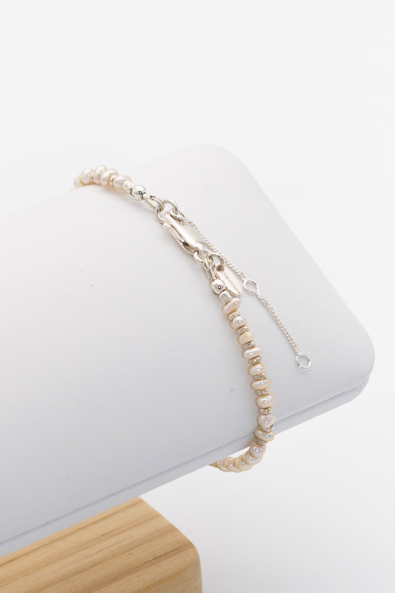 Bracelet fin en argent 925 et perles de rivière