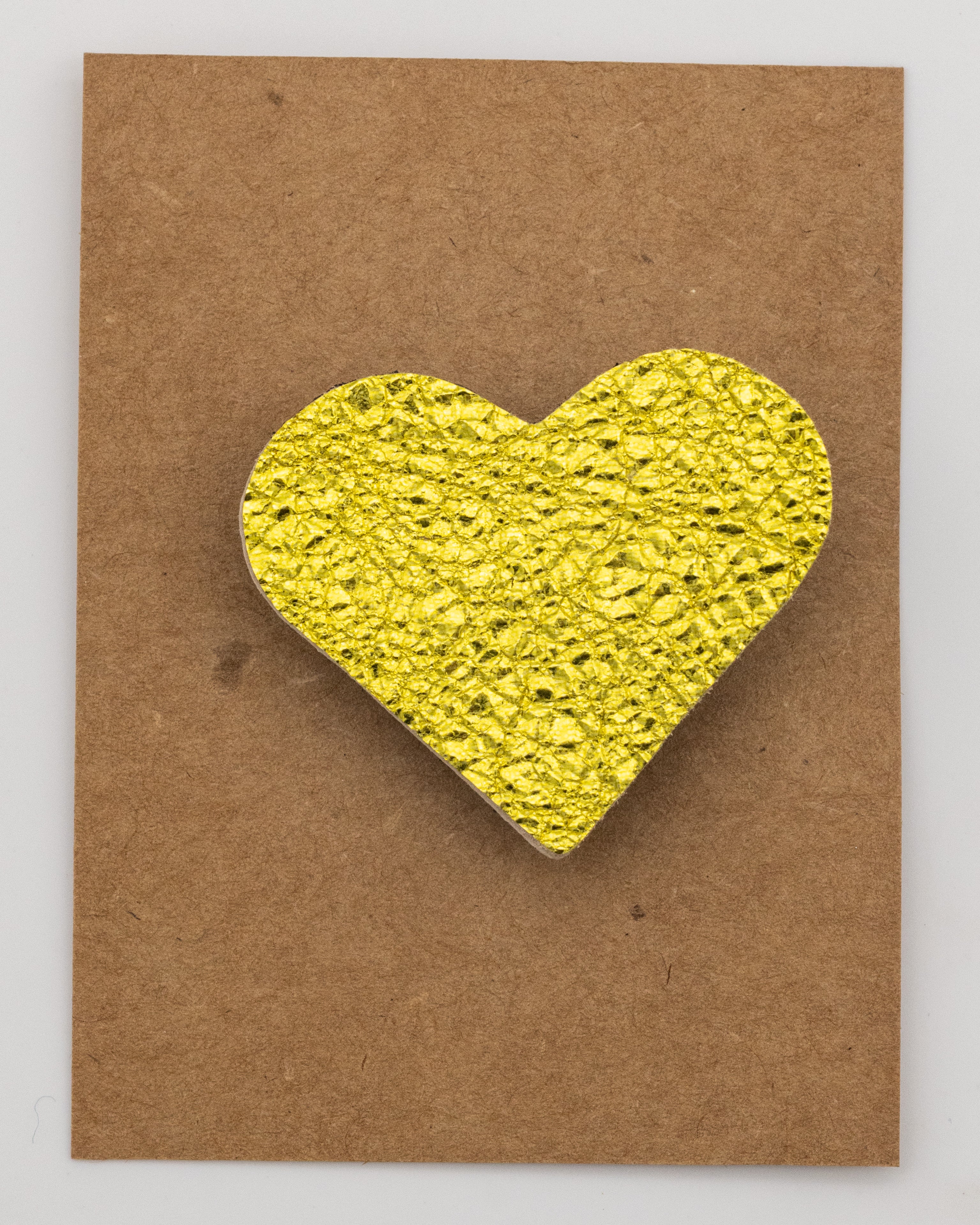 Broche Coeur en Cuir - Texture Froissée