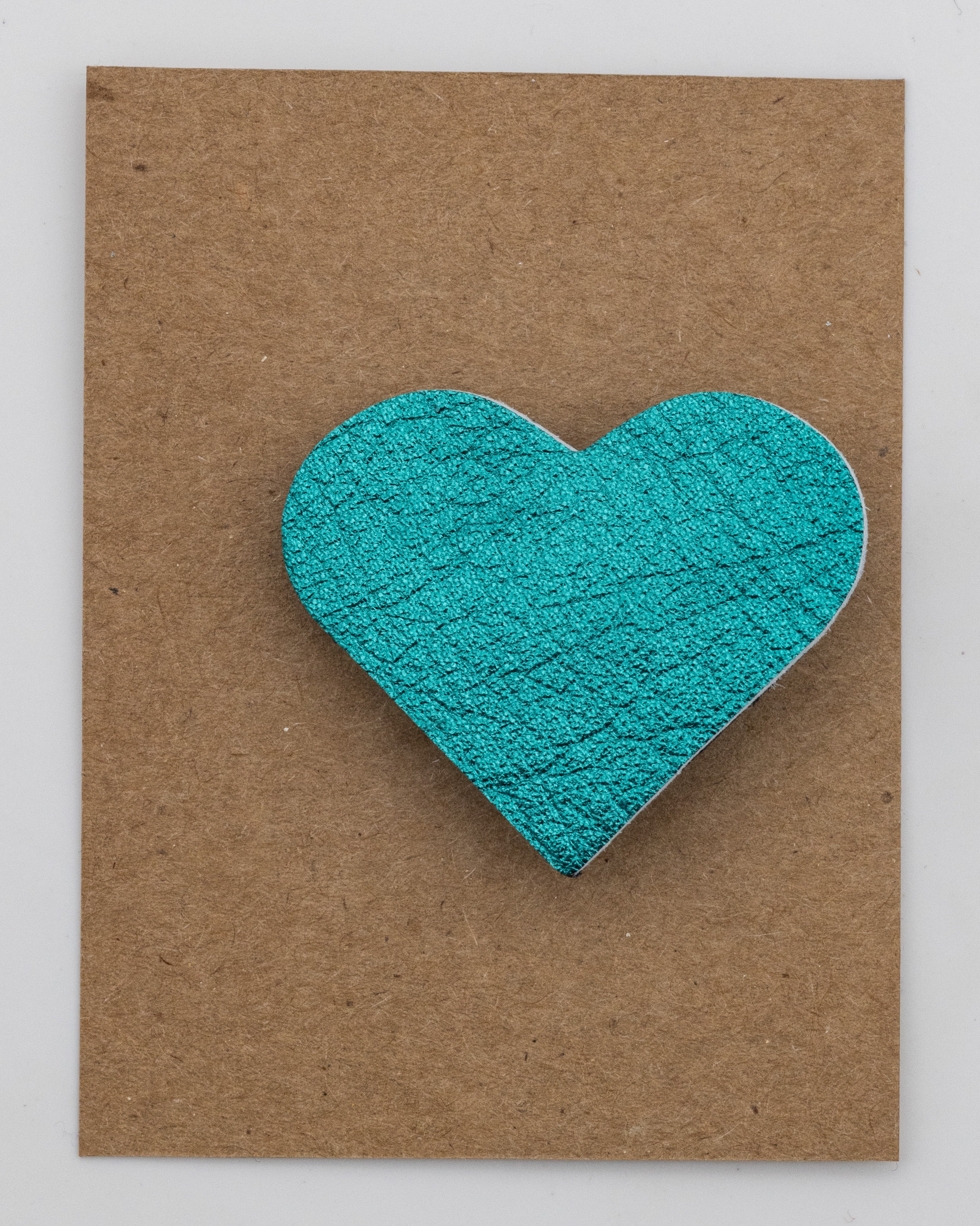Broche Coeur en Cuir - Texture Unie