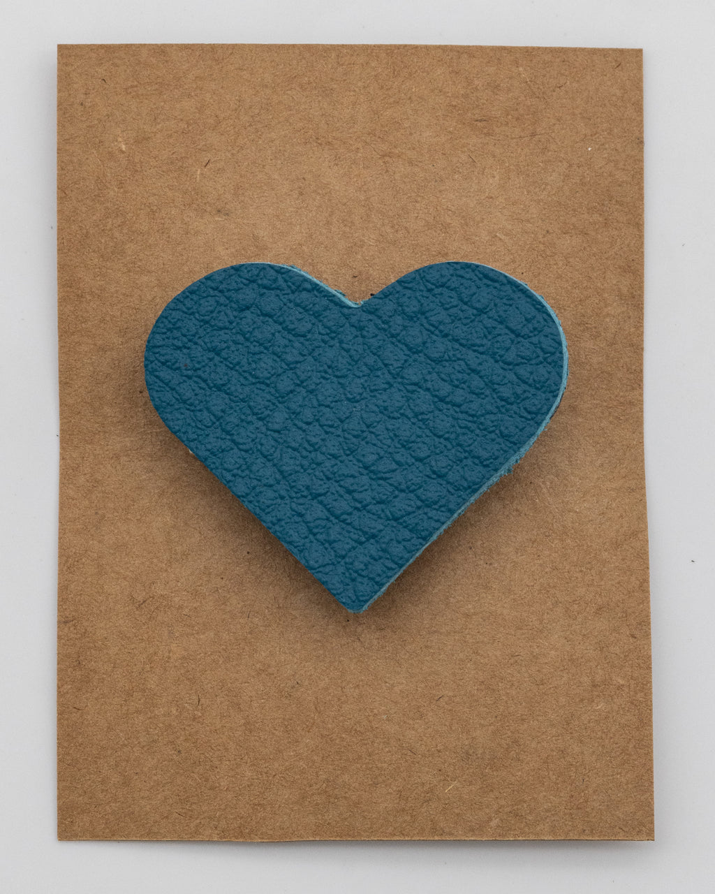 Broche Coeur en Cuir - Texture Unie