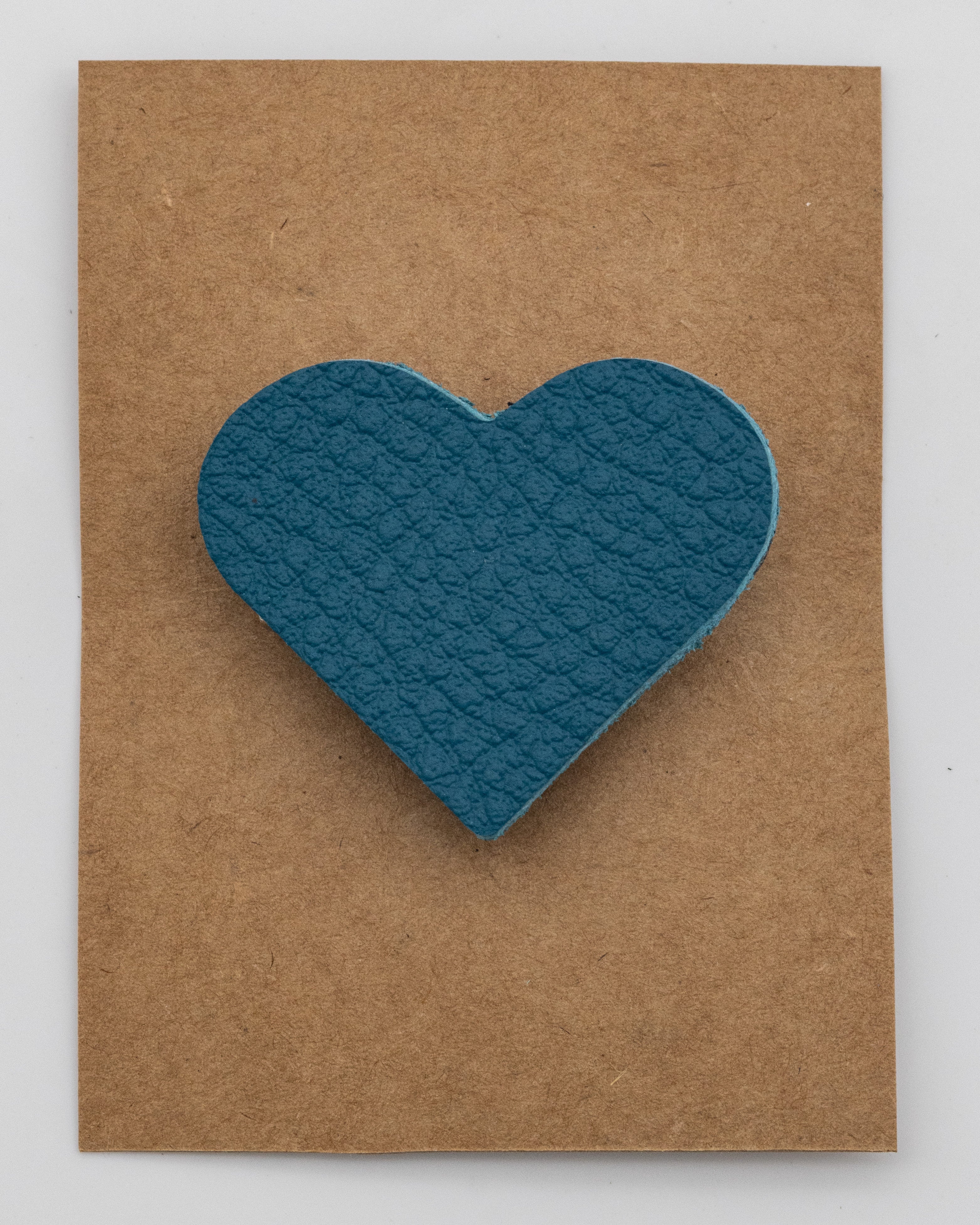 Broche Coeur en Cuir - Texture Unie