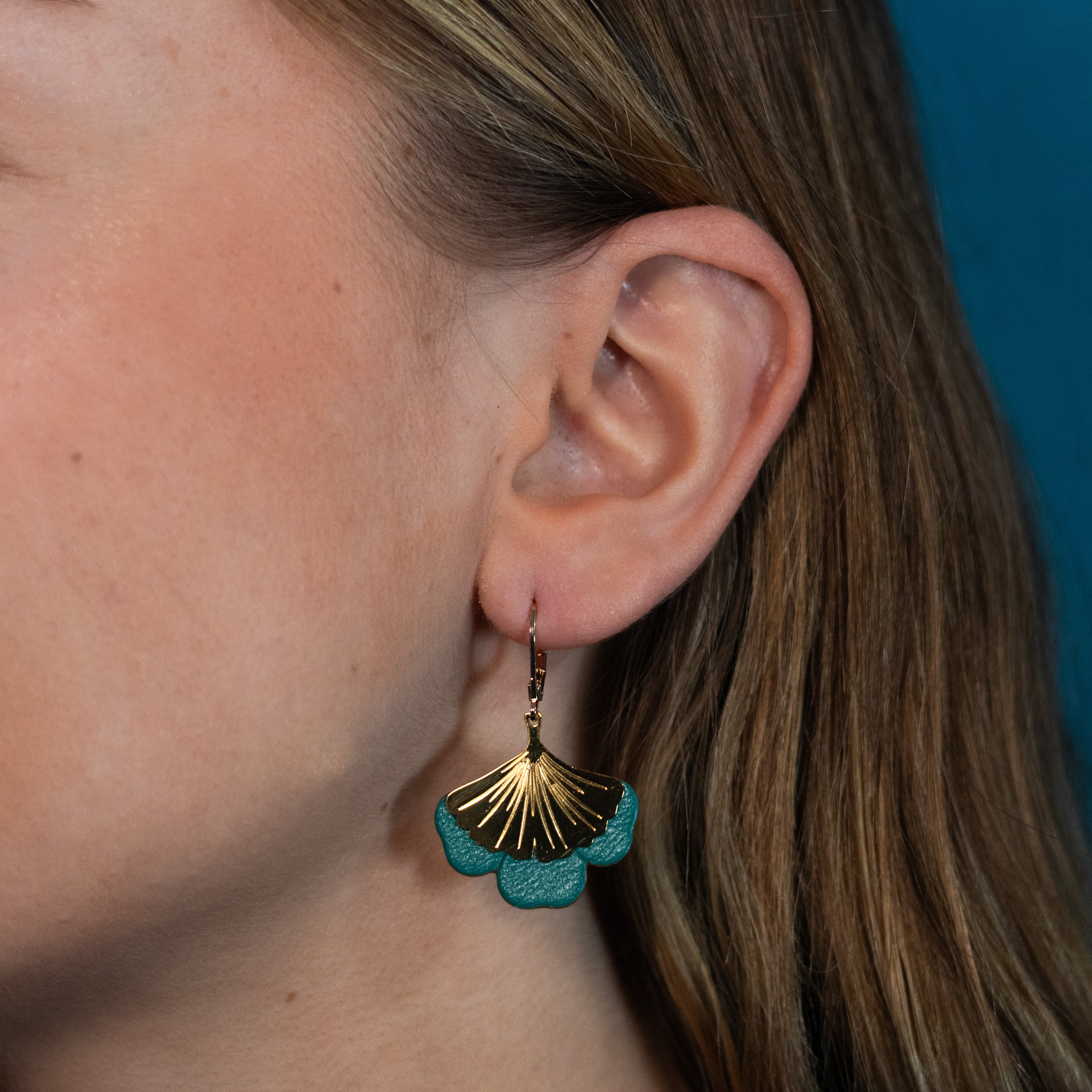 Boucles d'oreilles Gingko - Plaqué or & Cuir - N.40