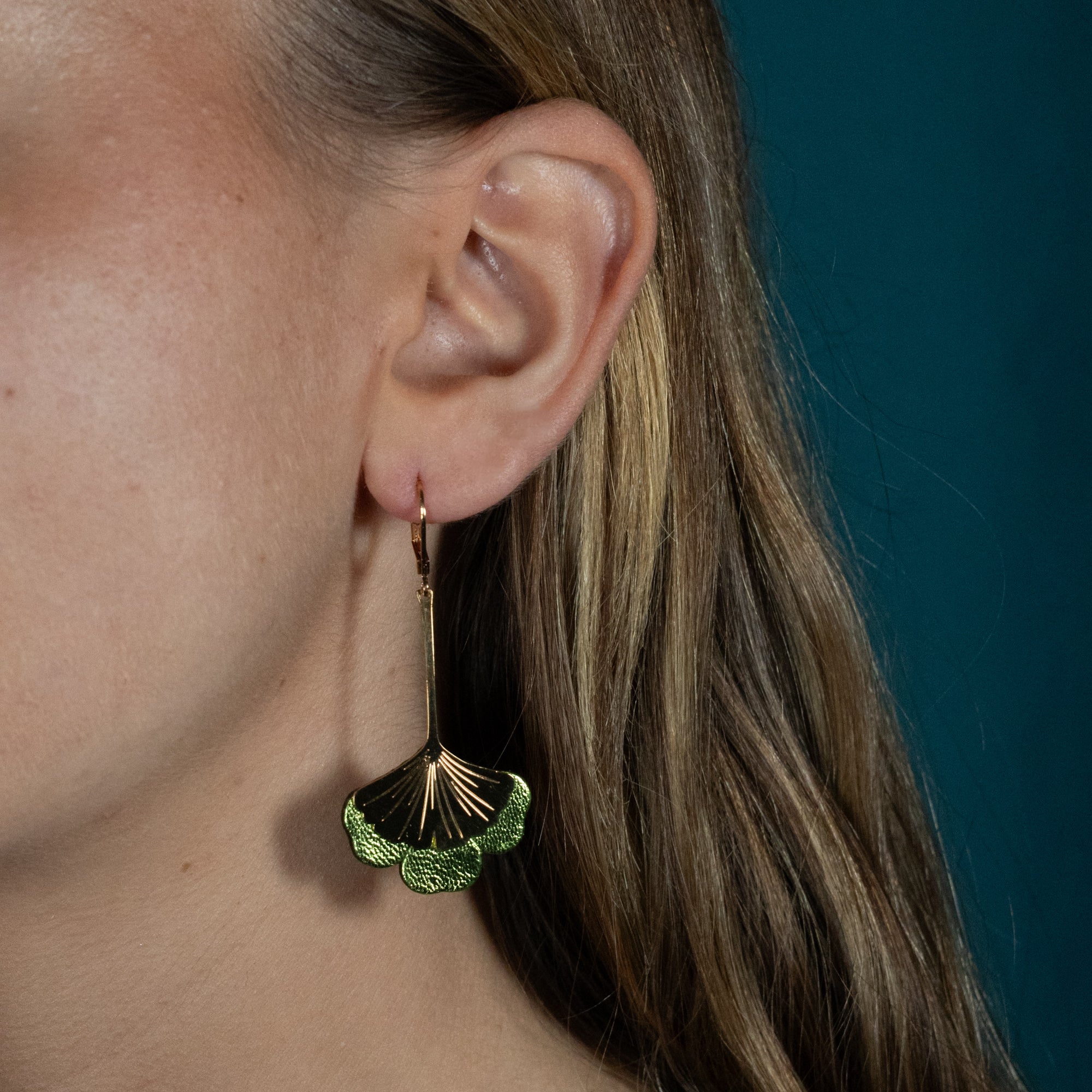 Boucles d'oreilles Gingko - Plaqué or & Cuir - N.37