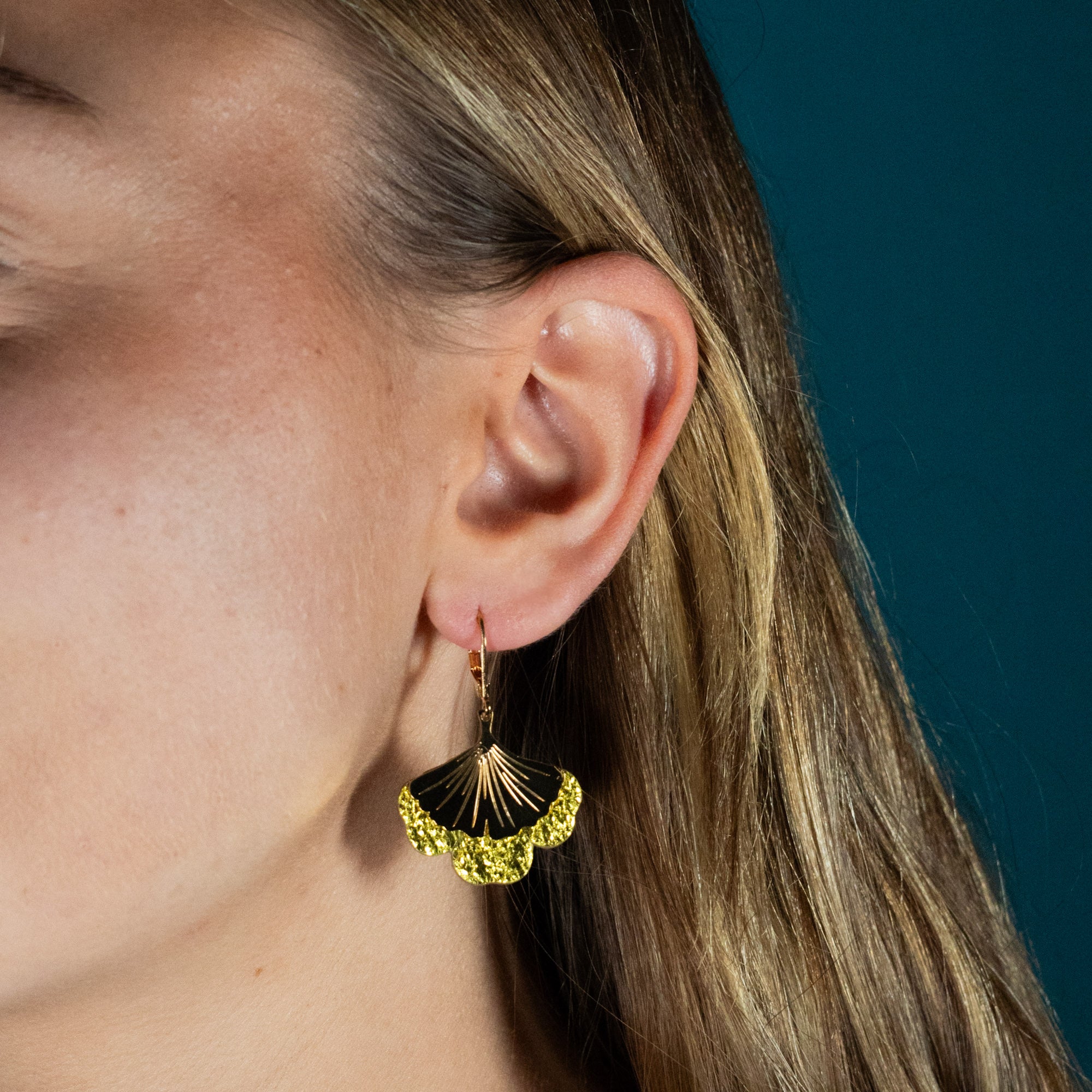 Boucles d'oreilles Gingko - Plaqué or & Cuir - N.06