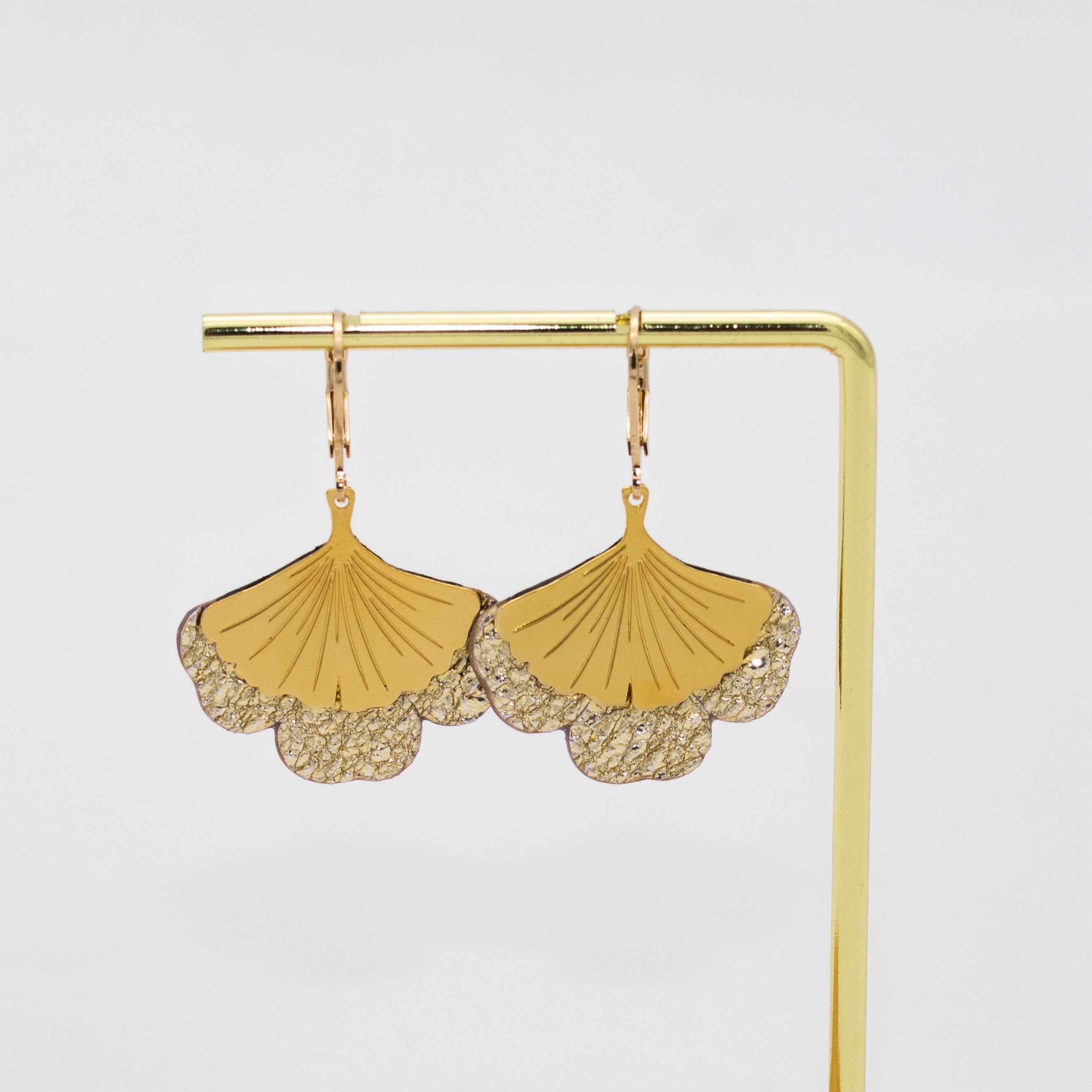 Boucles d'oreilles Gingko - Plaqué or & Cuir - N.02